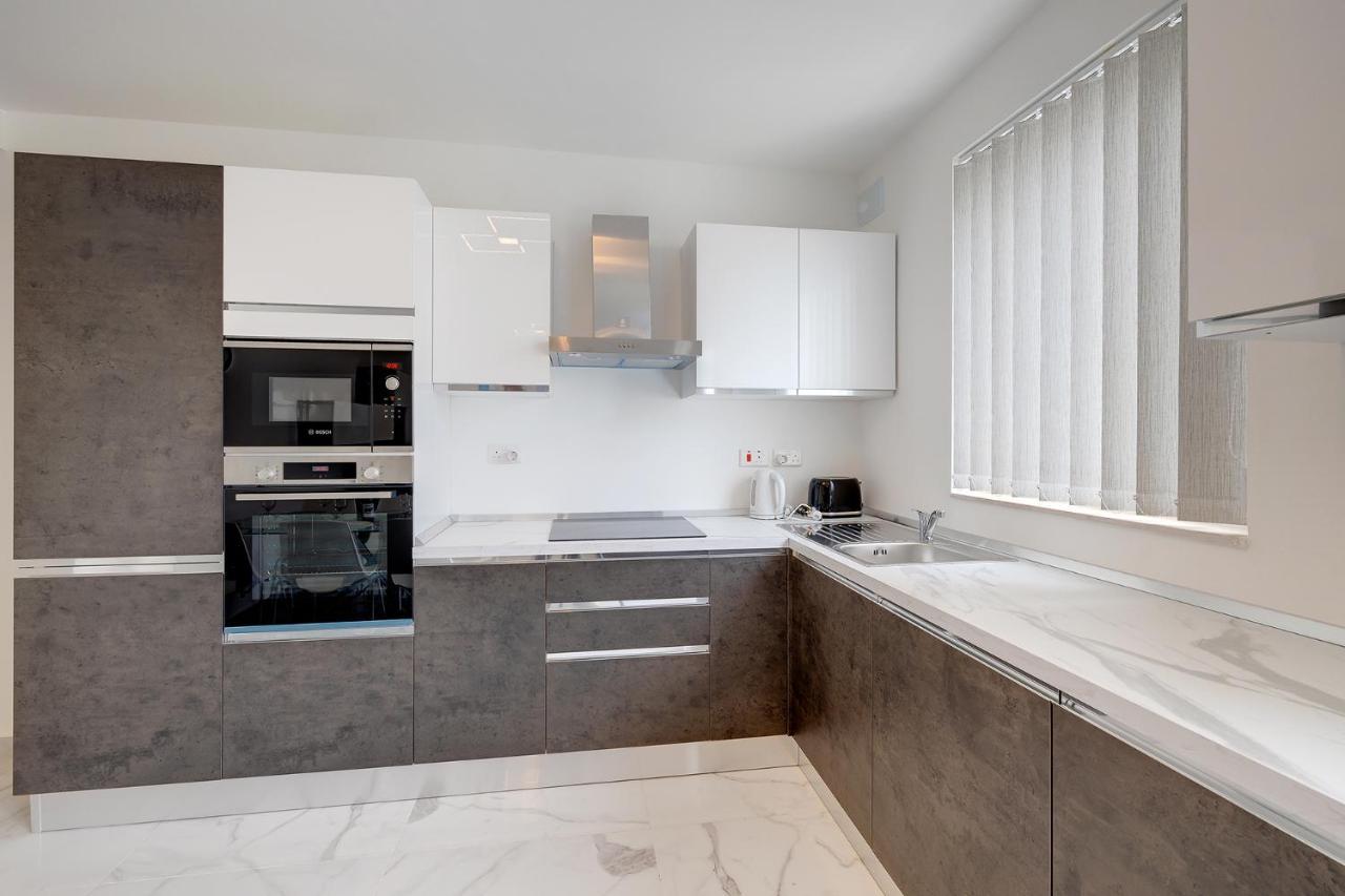 Stylish 2Br Apartment In Central St Julians St. Julian's Zewnętrze zdjęcie