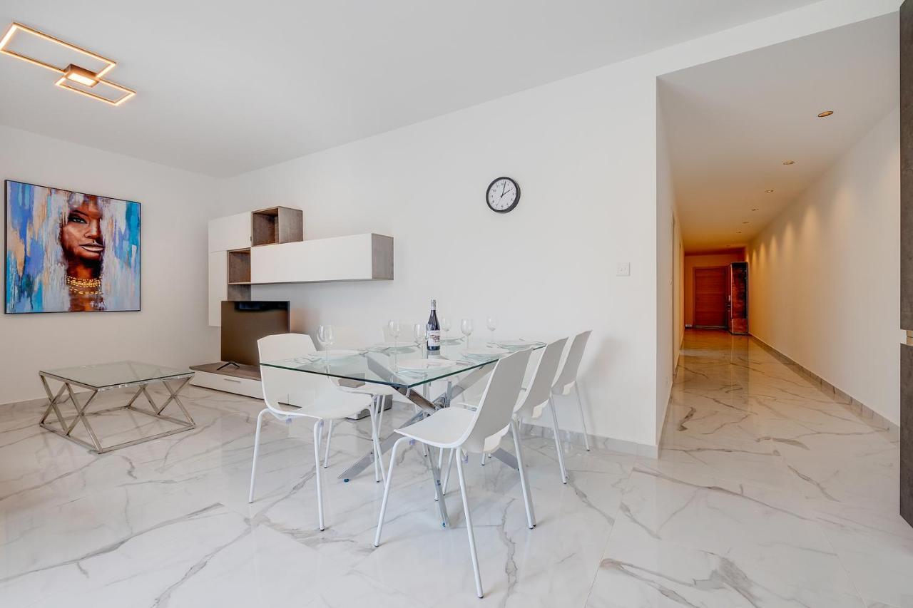 Stylish 2Br Apartment In Central St Julians St. Julian's Zewnętrze zdjęcie